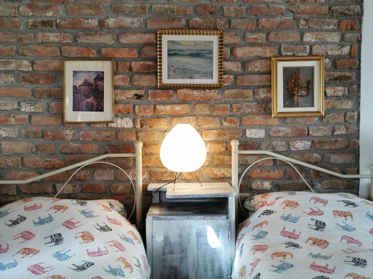 Studio Apartment Romeo Velika Gorica Exterior foto